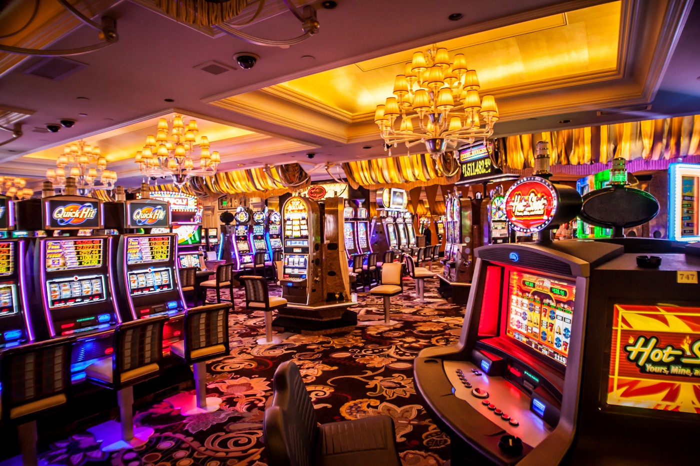 Enhancing the Gaming Experience: The Role of Online Slot Game Bonuses and Features